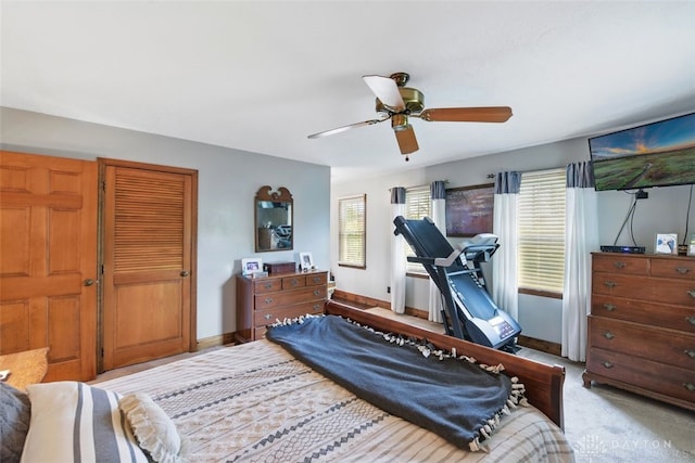3405 Sherman Ave, Middletown, OH 45044 - carpeted bedroom featuring baseboards and ceiling fan