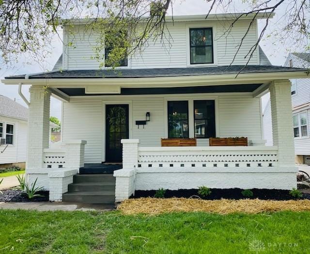 1623 Emmons Ave, Dayton, OH 45410 - view of front facade with a porch