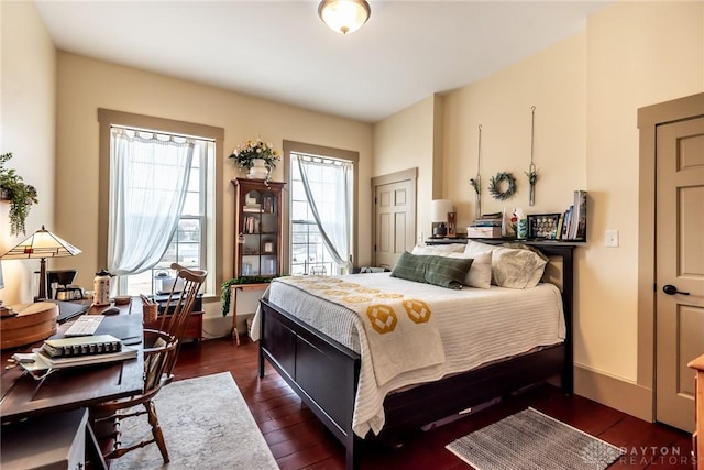 320 N Mechanic St, Lebanon, OH 45036 - bedroom with dark wood finished floors and baseboards