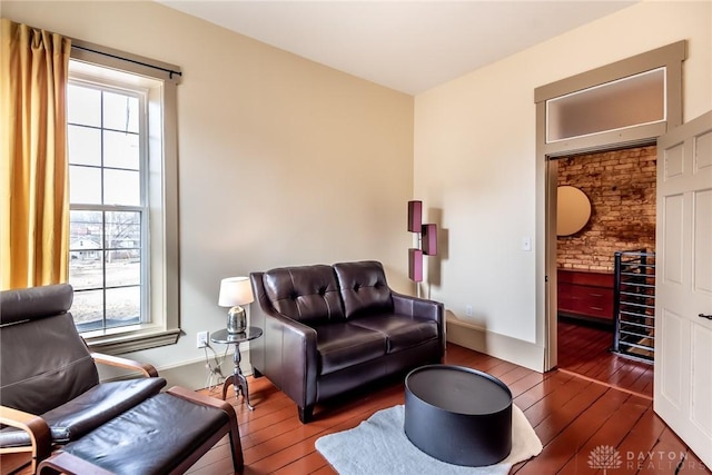 320 N Mechanic St, Lebanon, OH 45036 - living room featuring hardwood / wood-style flooring and baseboards