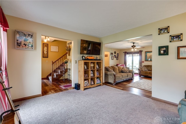 5677 Cedarwood Dr, Lewisburg, OH 45338 - photo 6