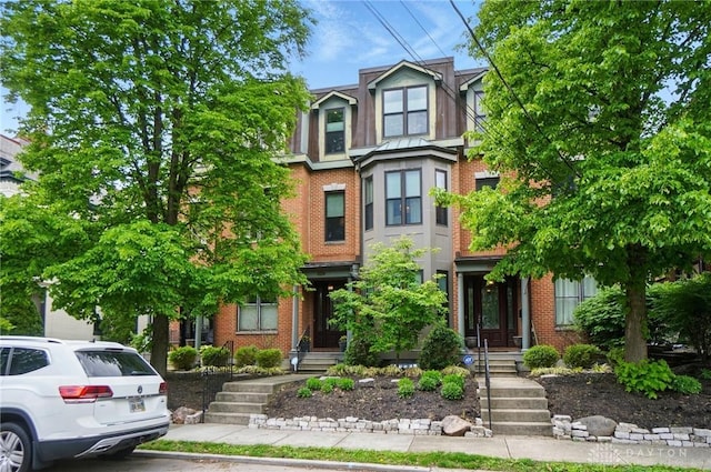 2731 Cleinview Ave Unit 2, Cincinnati, OH 45206 - townhome / multi-family property with brick siding