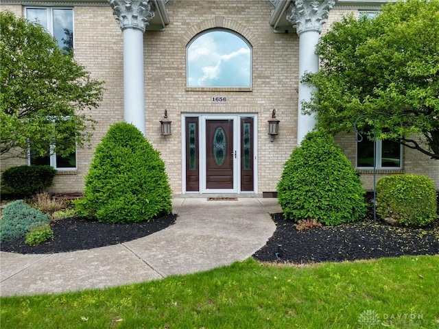 1656 Fox Trl, Bellbrook, OH 45305 - view of exterior entry with brick siding