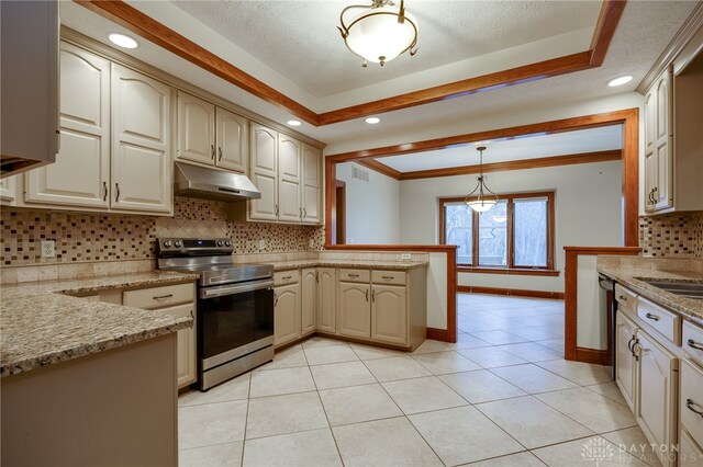 1656 Fox Trl, Bellbrook, OH 45305 - kitchen featuring stainless steel appliances, under cabinet range hood, a peninsula, tasteful backsplash, and a raised ceiling