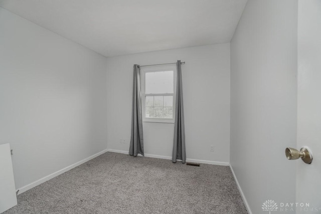 7616 Pons Ln, West Chester, OH 45069 - carpeted empty room featuring baseboards