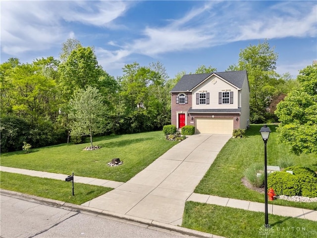 5065 Cross Creek Ln, Miami Township, OH 45150 - traditional-style house with a garage, a front lawn, and driveway