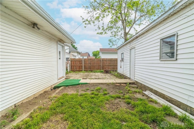 20 N 10th St, Miamisburg, OH 45342 - view of yard with a patio