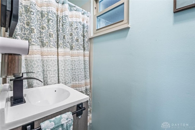 1493 N Sulphur Springs Rd, West Alexandria, OH 45381 - full bathroom featuring vanity