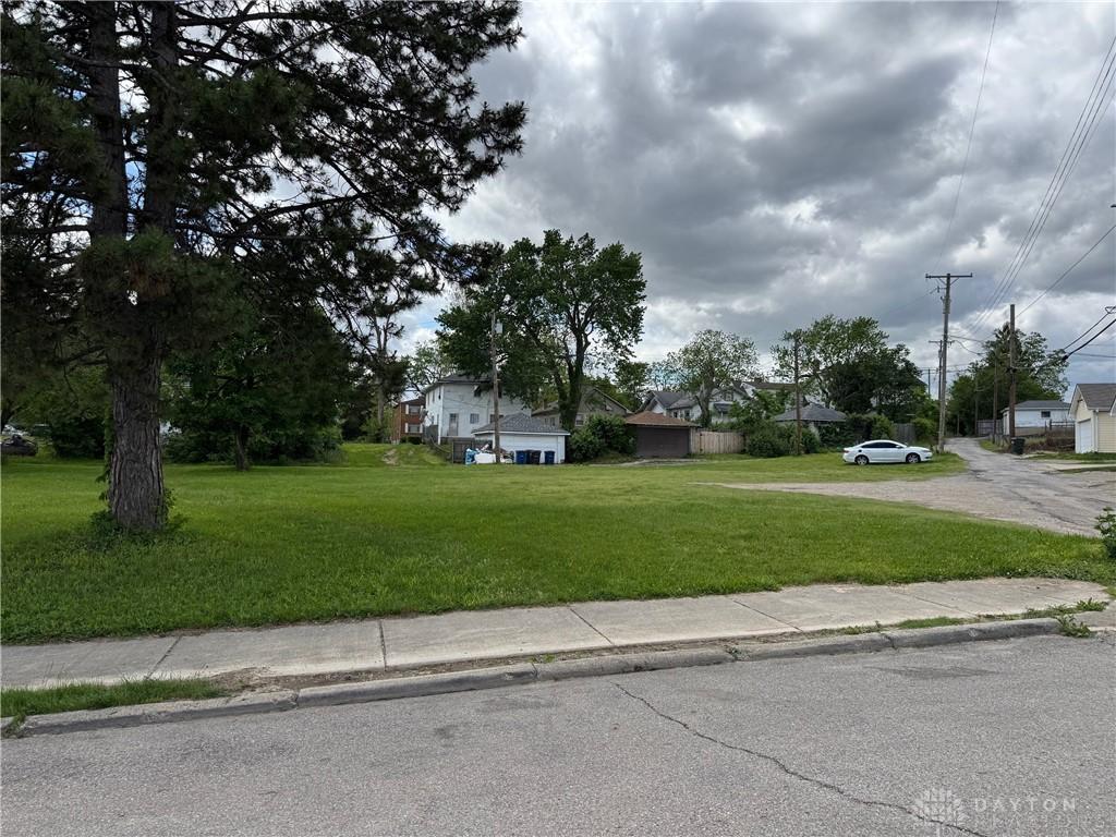 467 Allwen Dr, Dayton, OH 45406 - photo 2