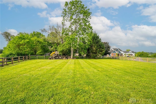 1909 Cleopatra Dr, Franklin, OH 45005 - view of yard with a rural view