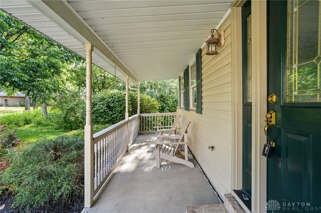 2337 Eastwind Dr, Beavercreek, OH 45434 - view of covered porch