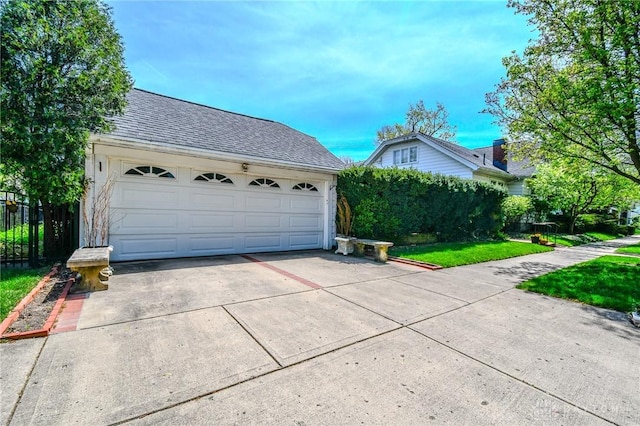 401 Hadley Ave, Dayton, OH 45419 - view of front of home with roof with shingles and a garage