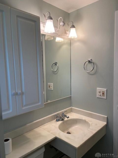 1673 W Stroop Rd, Kettering, OH 45439 - photo 24