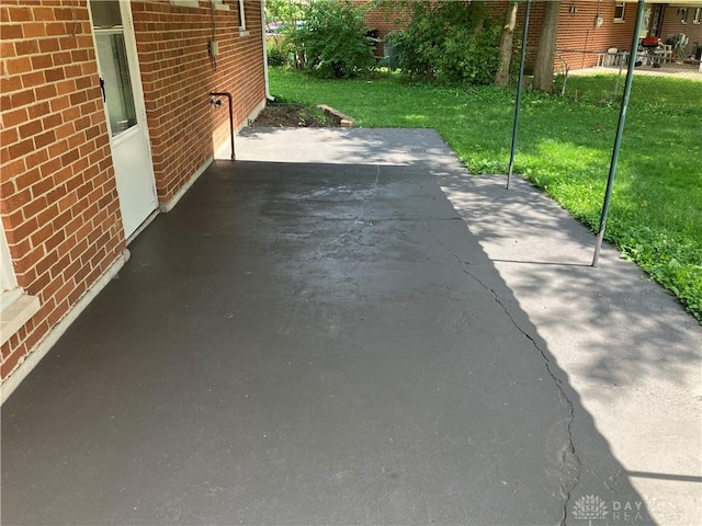 201 Applegate Rd, Union, OH 45322 - view of patio