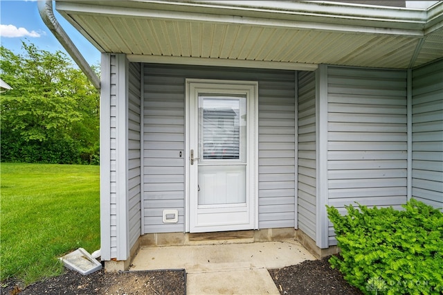 9670 Centerville Creek Ln, Washington Twp, OH 45458 - view of exterior entry with a lawn