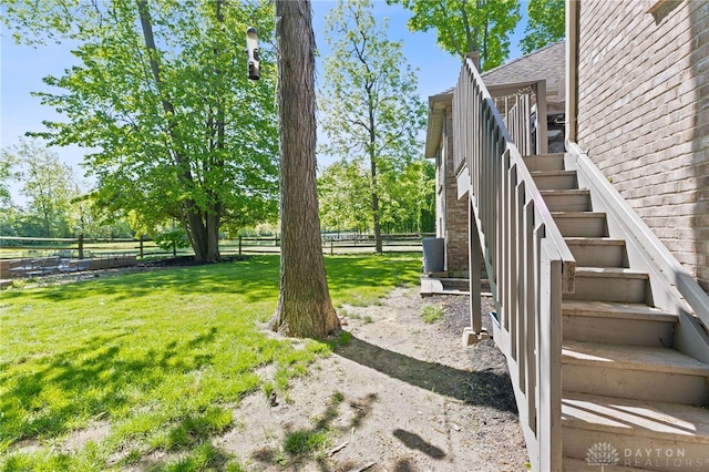 9300 Somerset Ct, Clearcreek Twp, OH 45458 - view of yard with stairs
