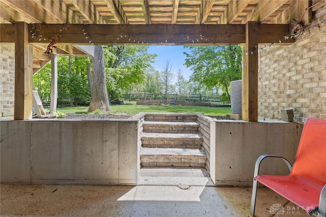 9300 Somerset Ct, Clearcreek Twp, OH 45458 - view of patio / terrace