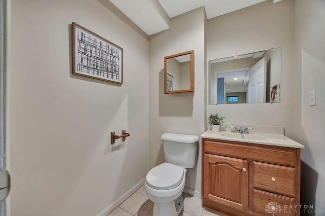 406 Forge Dr, Lebanon, OH 45036 - bathroom featuring toilet, vanity, baseboards, and tile patterned flooring