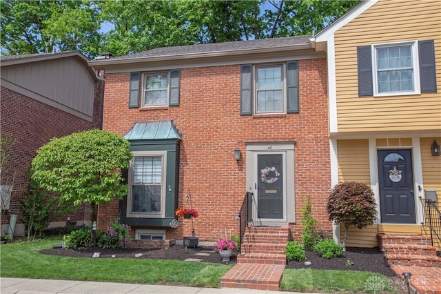 40 Nicholson Ct, Washington Twp, OH 45459 - townhome / multi-family property featuring brick siding and entry steps