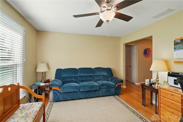 601 Tara Oaks Dr, Middletown, OH 45042 - living room with healthy amount of natural light, wood finished floors, ceiling fan, and baseboards
