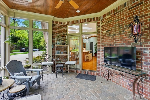 1129 Green Tree Rd, Centerville, OH 45429 - sunroom featuring a ceiling fan