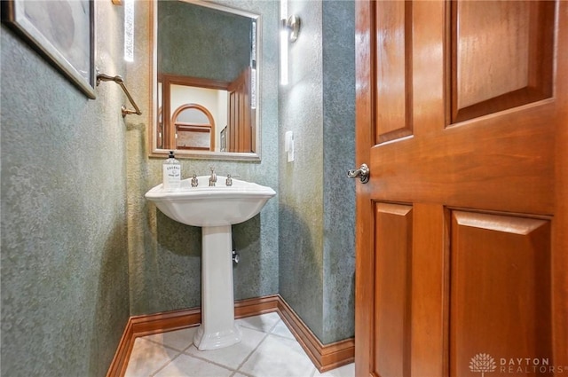 1129 Green Tree Rd, Centerville, OH 45429 - bathroom with tile patterned flooring and baseboards