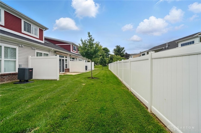 641 Angler Ct, Beavercreek, OH 45430 - view of yard with central AC