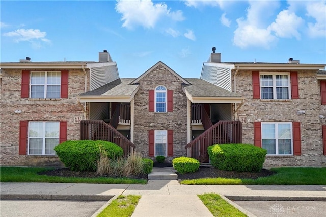 1175 Captains Brg, Dayton, OH 45458 - view of building exterior with stairway