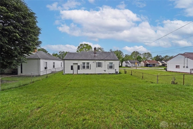 932 Crestmore Ave, Dayton, OH 45402 - rear view of house with a residential view
