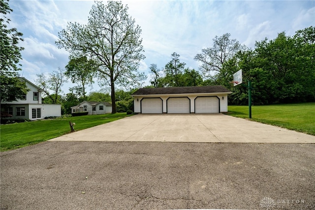 5894 Hamilton Lebanon Rd, Monroe, OH 45044 - view of detached garage