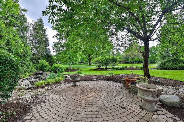 7299 Country Club Ln, West Chester, OH 45069 - view of patio