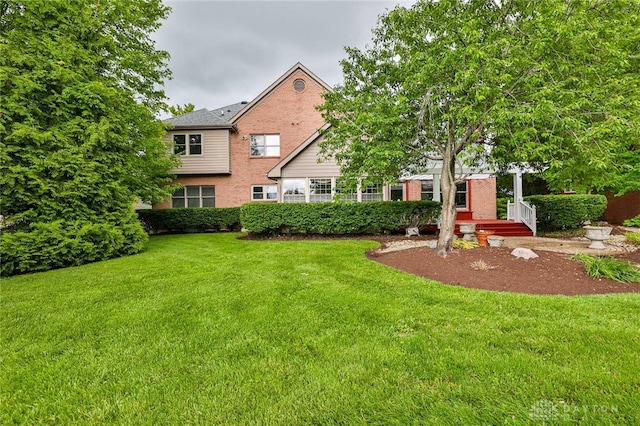 7299 Country Club Ln, West Chester, OH 45069 - view of green lawn