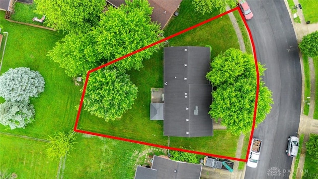 706 Cedar Cir, Eaton, OH 45320 - aerial view of property and surrounding area with property boundaries highlighted