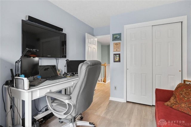 2866 Fence Stone Ct, Dayton, OH 45458 - office space with wood finished floors and baseboards