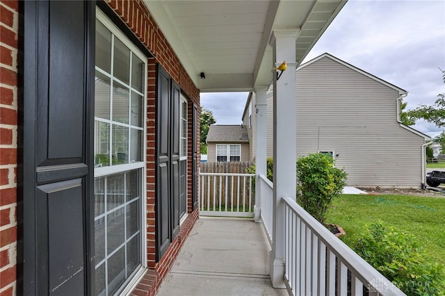 510 Delaware Xing, Trenton, OH 45067 - view of porch