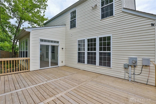 510 Delaware Xing, Trenton, OH 45067 - view of wooden terrace