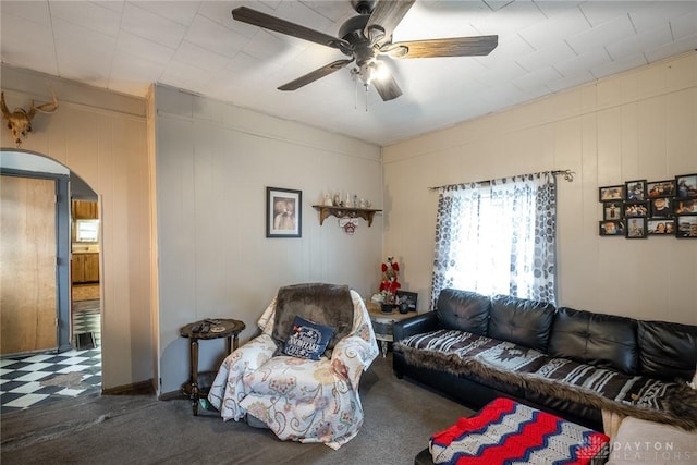 291 S W St, Xenia, OH 45385 - living room with arched walkways and ceiling fan