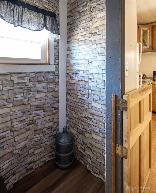 291 S W St, Xenia, OH 45385 - detailed view of wood finished floors