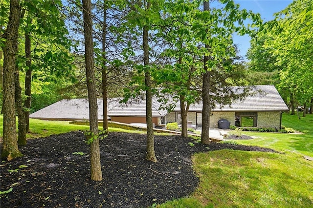 508 E Lower Springboro Rd, Clearcreek Twp, OH 45066 - view of grassy yard