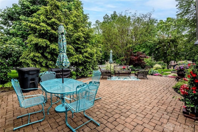 206 Wright Ave, Lebanon, OH 45036 - view of patio featuring outdoor dining area