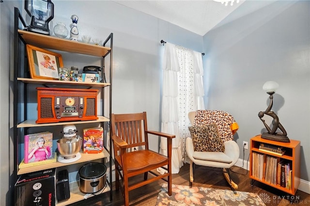 432 Applegate Rd, Englewood, OH 45322 - sitting room with wood finished floors and baseboards