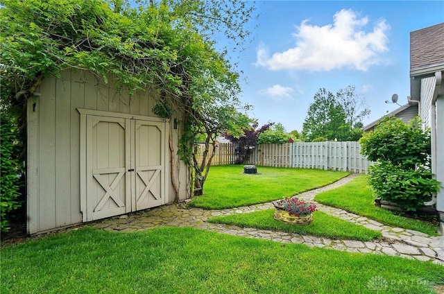 432 Applegate Rd, Englewood, OH 45322 - view of yard