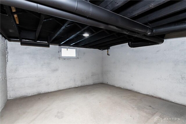 4370 Dayton Liberty Rd, Dayton, OH 45417 - view of below grade area