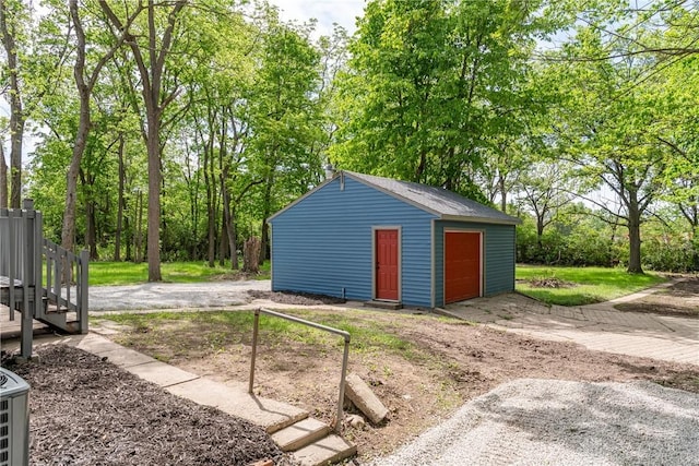 4370 Dayton Liberty Rd, Dayton, OH 45417 - view of outdoor structure featuring central AC unit