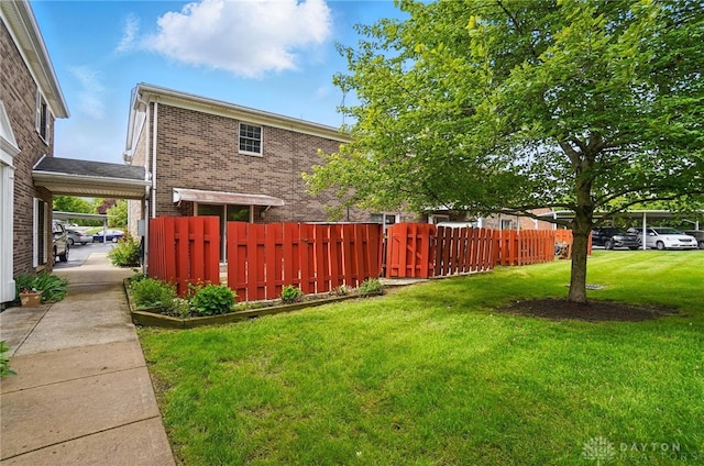 729 Clareridge Ln, Dayton, OH 45458 - view of yard