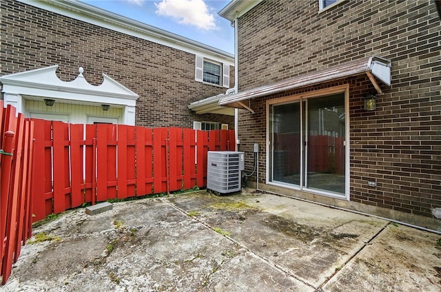 729 Clareridge Ln, Dayton, OH 45458 - view of patio / terrace with cooling unit