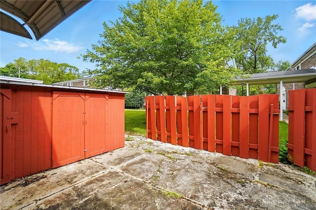 729 Clareridge Ln, Dayton, OH 45458 - view of patio / terrace
