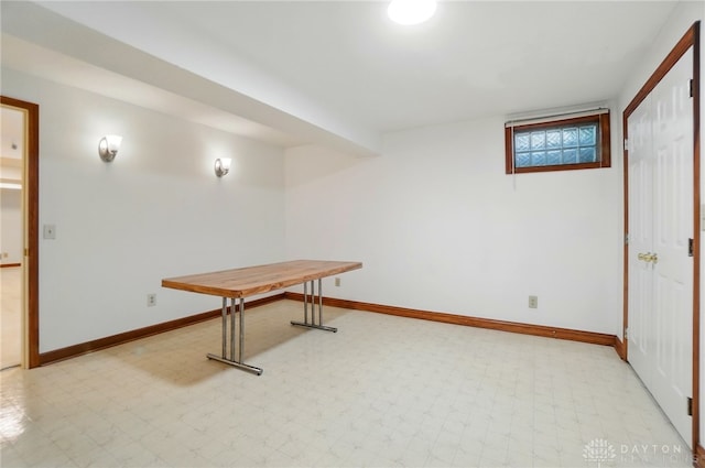 220 Fivepines Ct, Englewood, OH 45315 - recreation room featuring light flooring and baseboards