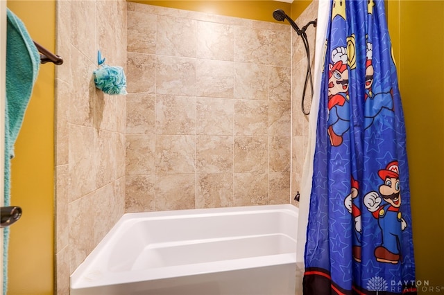 10067 Yearling Run, Dayton, OH 45458 - bathroom featuring shower / tub combo