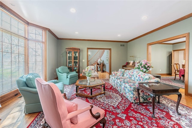 514 Shambord Cir, Kettering, OH 45429 - living room featuring wood finished floors, crown molding, recessed lighting, and baseboards